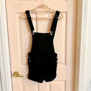 Black wallflower shortalls